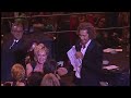 STARLITE GALA 2012: David Bisbal convence a Antonio Banderas para cantar a dúo