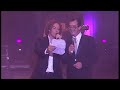 STARLITE GALA 2012: David Bisbal convence a Antonio Banderas para cantar a dúo