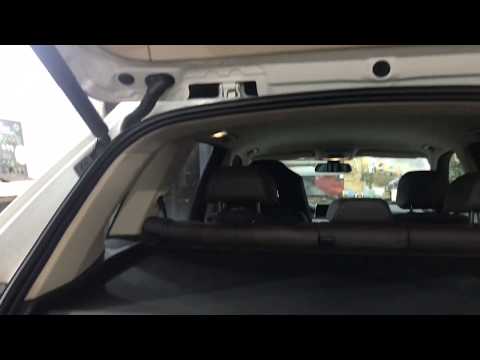 BMW X5 шумоизоляция багажника. Проклейка пластиковых деталей антискрип материалом