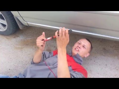 Comment ouvrir une Toyota Corolla sans clé.