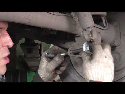 Как поменять задние амортизаторы на ваз 2107 Replacement rear shock absorbers ВАЗ 21213. Repair FROM and TO
