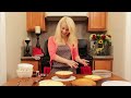 HOW TO MAKE A HAMBURGER CAKE - NERDY NUMMIES