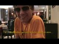 Alex Kapranos de Franz Ferdinand Vs. Raul Vega de... acá A mil km del mar.
