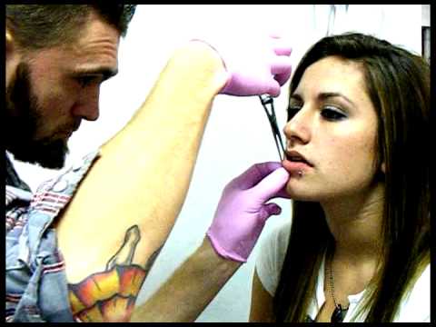 Me getting snakebites :] My piercer's channel is www.youtube.com