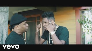 King Los - War (ft. Marsha Ambrosius) King Los - War (ft. Marsha Ambrosius)
