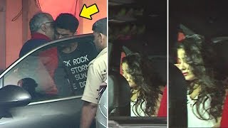 Sridevi's Daughter Jhanvi Kapoor CRIES As Brother Arjun Kapoor Takes Responsibility Of Her Family