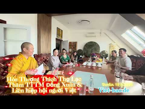 Hòa Thượng Thích Thọ Lạc Thăm Ban lãnh đạo TTTM đồng Xuân