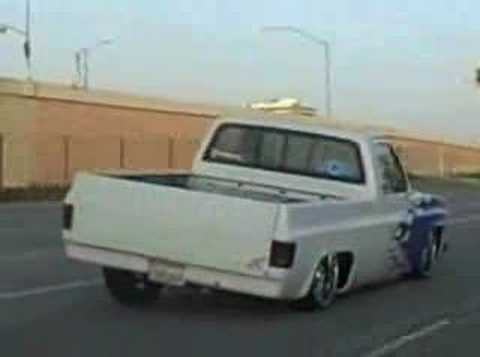 ... el video "2008 Silverado 26s Burnout Chevy Ridin High" MP3 Gratis