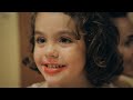 Alex Ubago - Ella vive en mí. (videoclip oficial)