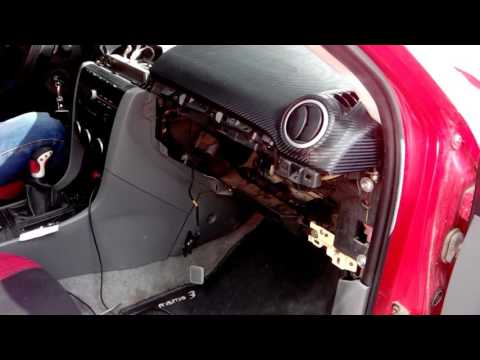 Mazda 3, снятие подушки безопасности переднего пассажира
