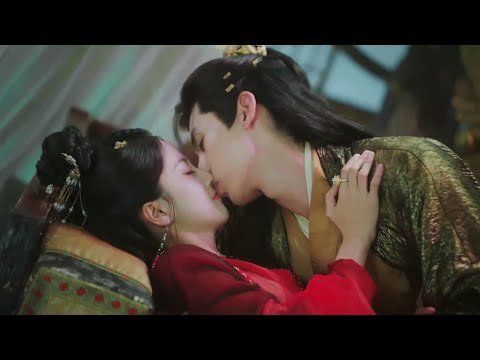 زوجتـه حامل وهو حذر معها لكنـه متحمسة و لا تتوقف عن معانقته❤️مبارزة القلوب Duel of Hearts