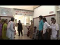 Salle d'attente dans un hôpital en Inde