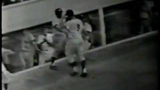Roger Maris 1961 - 61st HR w/Rizzuto's audio & WPIX video--1st time! 