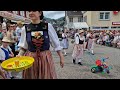Folkloristische optocht van Reigoldswil (Zwitserland) Folkloristische optocht van Reigoldswil (Zwitserland)