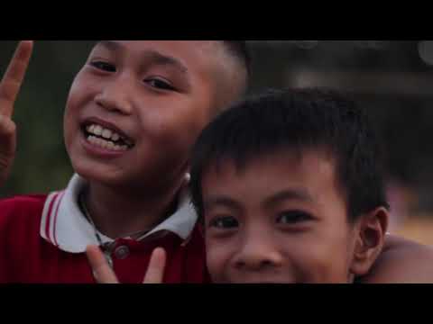 Stray Laos: Off the beaten track