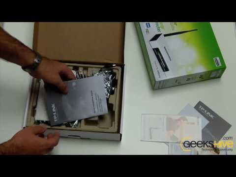 TP-Link Wireless Router + 4-Port Switch (TL-WR541G) Unboxing By Geekshive.com