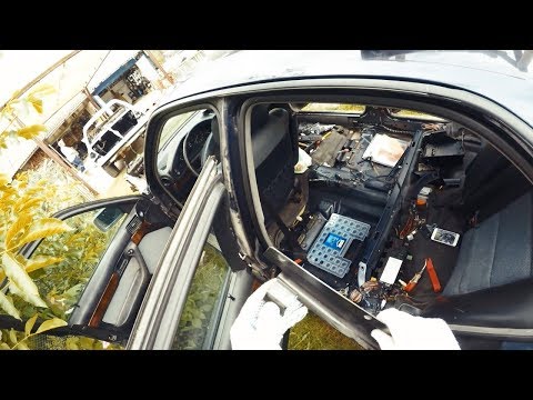 BMW e34 - Подробный разбор салона - Часть 5 - задние кабель каналы