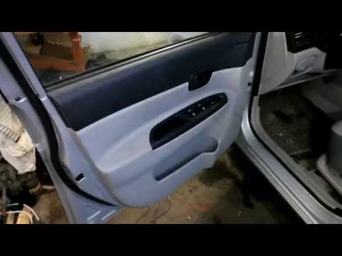 Hyundai Accent disassembly door (Hyundai Accent Разборка двери)