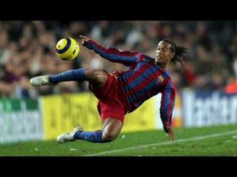 Ronaldo Ronaldinho on Video De C  Ronaldo Vs Ronaldinho Vs Falcao Vs Robinho Wmv En Youtube