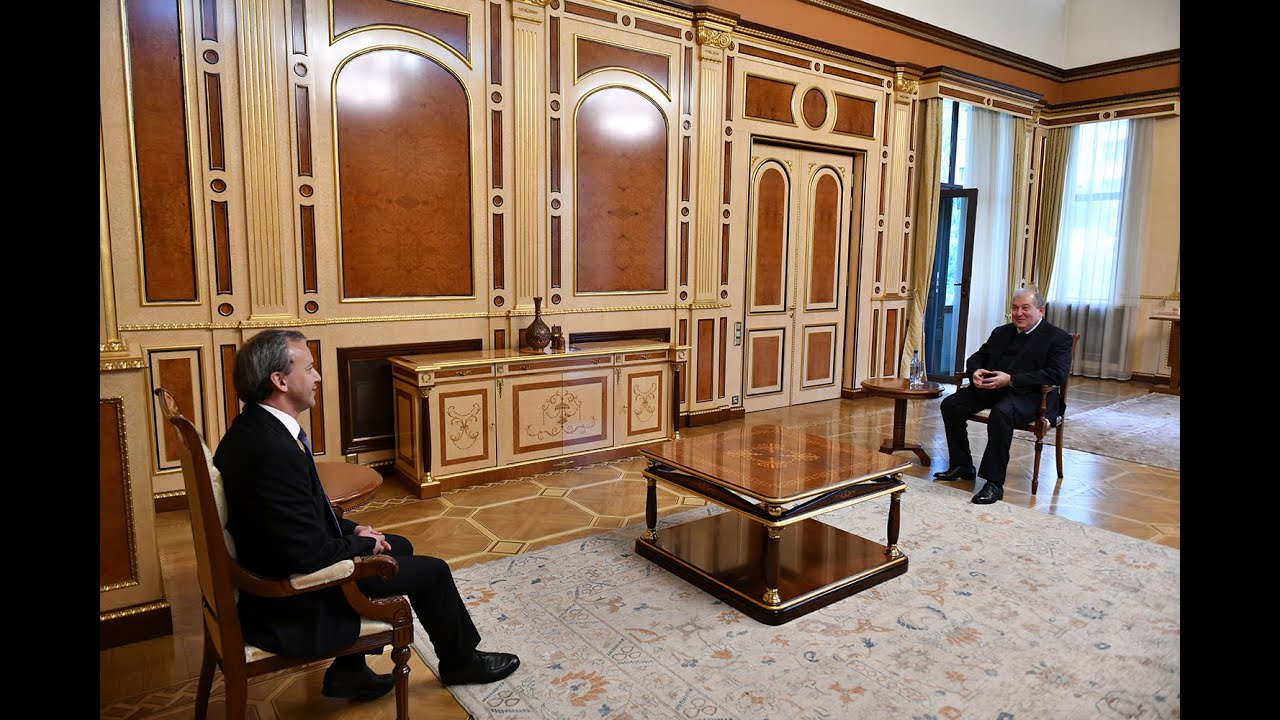 Արմեն Սարգսյանն ընդունել է ՖԻԴԵ-ի նախագահ Արկադի Դվորկովիչին