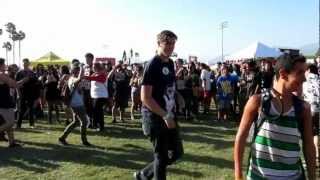 Musica de merda com palhaçadas incluidas