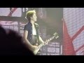 One Direction - Teenage Dirtbag at Newcastle 10th April 2013 HD