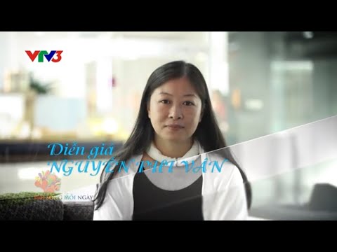 Tác giả Nguyễn Phi Vân và cuốn sách