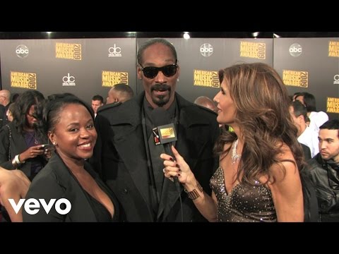 2009 Red Carpet Interview (American Music Awards)