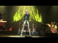 Jennifer Nettles opens with Playing With Fire