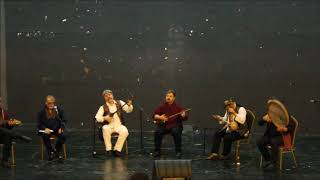 Pertunjukan Musik Tradisional Iran: Tanbour Navazan Bisoton