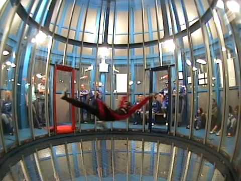 Incredible Indoor skydive Roosendaal - great tricks!