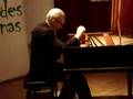 Gustav Leonhardt - Tuning his harpsichord !