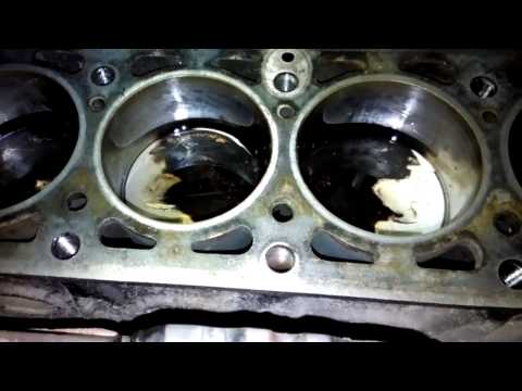 Emplacement du segments racleurs d'huile dans Mazda MX-3
