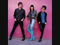 Yeah Yeah Yeahs - Phenomena
