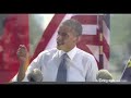 Barack Obama calls for nuclear weapon reduction in Berlin