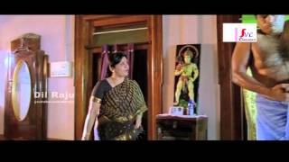 Unscene Scenes from SVSC - Ravi Babu Comedy Scene