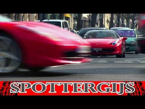 5x Ferrari 458 Italia Spider showing off in D sseldorf