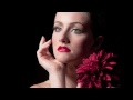 How to Handle Hands - Posing Techniques for Photographers and Models