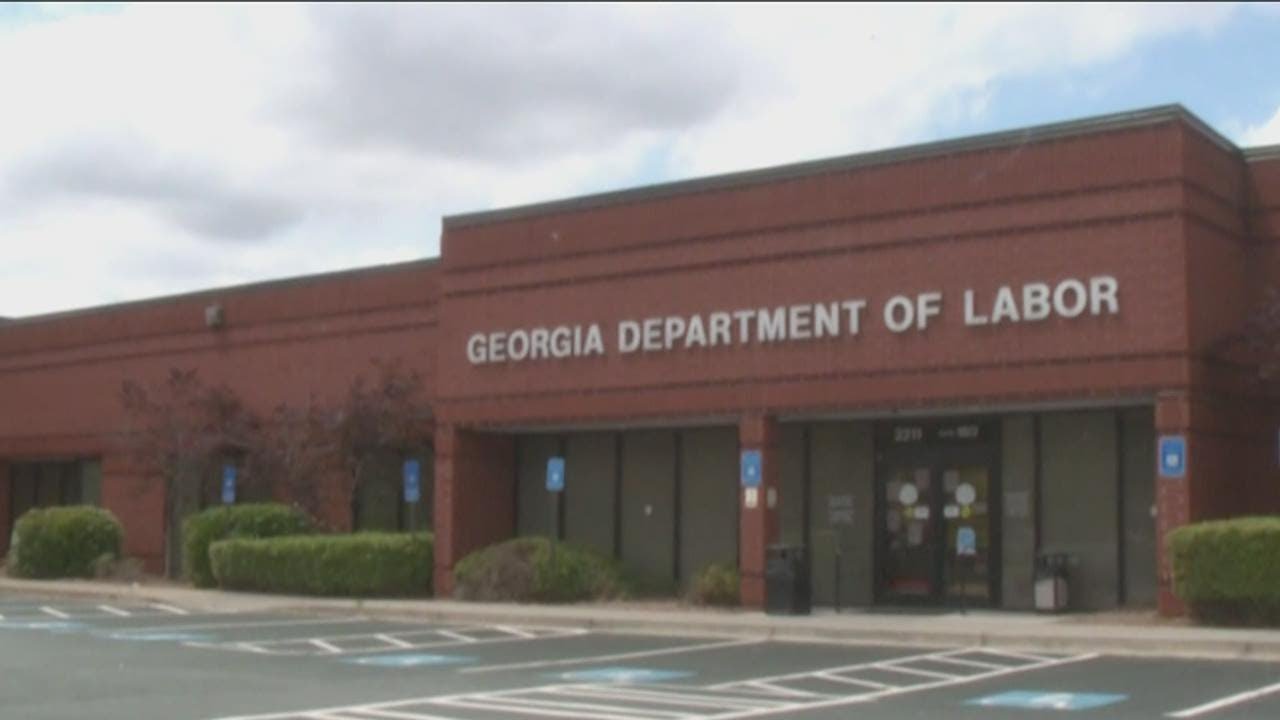 Woman called Georgia Department of Labor 900 times