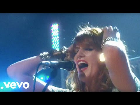 Florence And The Machine - Dog Days Are Over (Live at The BRIT Awards Launch Party)