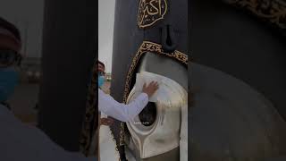 An exceptionally beautiful video of the Black Stone. Ya Rab, allow us to kiss it 