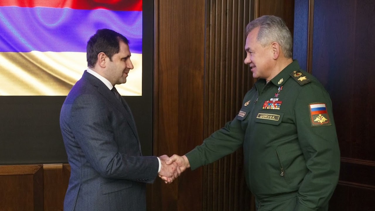 Տեղի է ունեցել ՀՀ և ՌԴ պաշտպանության նախարարների հանդիպումը. քննարկվել են ռազմական համագործակցությանն առնչվող հարցեր