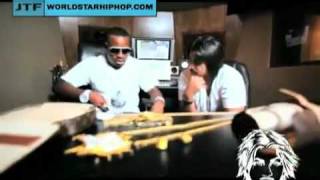 Yo Gotti - 28 Bars + Lays Out His Jewelery Collection On The Table Yo Gotti - 28 Bars + Lays Out His Jewelery Collection On The Table