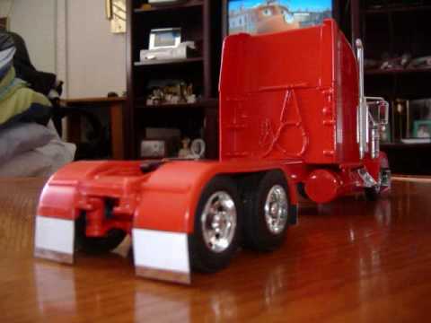  scale truck project 29 peterbilt 379 customize by roberto V Thumbnail