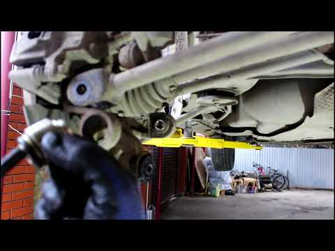 Замена подвижных сайлентблоков задней подвески Toyota Harrier Тойота Харриер 2003 года Замена подвижных сайлентблоков задней подвески Toyota Harrier Тойота Харриер 2003 года