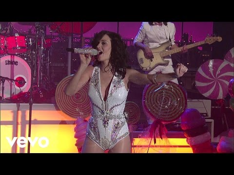 Katy Perry - California Gurls (Live on Letterman)