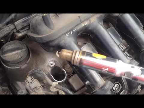 How to change 8 pcs Spark Plugs Honda Fit - замена свечей 8 штук