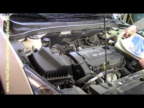 Замена масла масленного фильтра и воздушного фильтра Chevrolet CRUZE 1 8 mp4