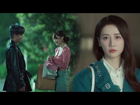 تراه مع فتاة من نفس طبقتـه وتعتقد بأن لا فرصة لها معه 💔😞( ارواح ضائعة على الطريق )