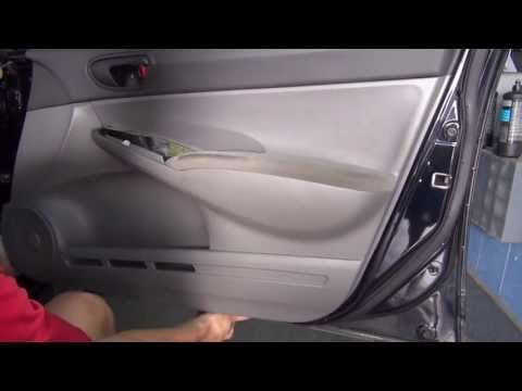 Как снять обшивку и дверь на Honda Civic